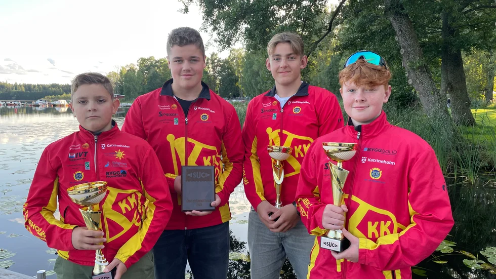 KKK-vinnare i Svenska ungdomscupen. Från vänster Viktor Tinin som tog guld i 13-årsklassen, Rocky Månberg "Årets stjärnskott kille", Dimitrij Tinin som fick silver i 16-årsklassen och William Olsson som tog silver i 13-årsklassen.