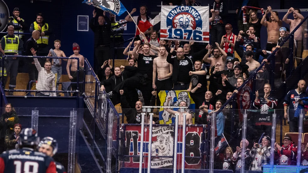 LHC-klacken jublar efter segern.