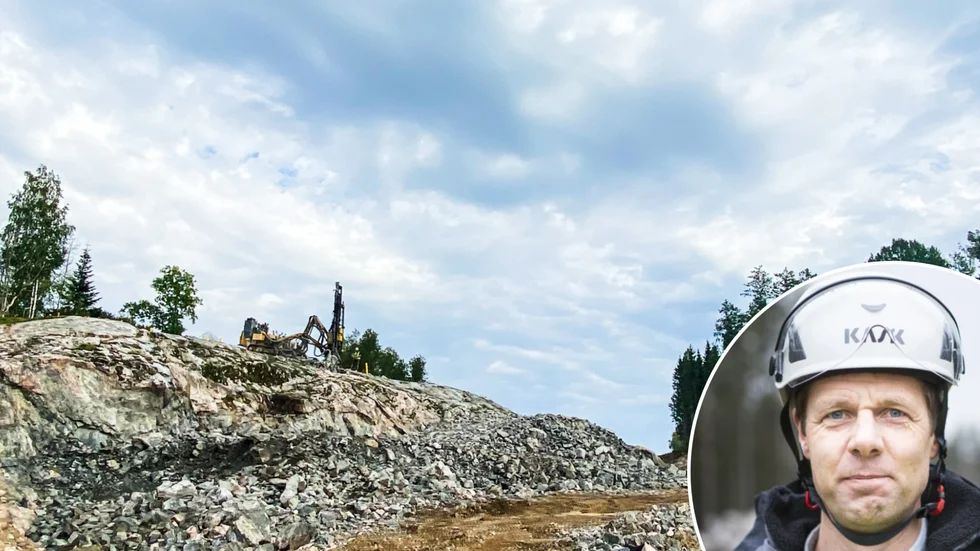 Bakom Äs blir det en ny förbifart för riksväg 56. På bild ses också Torbjörn Arvidsson. 