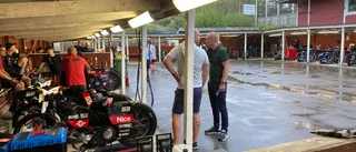 Lagledaren: "Vi har tillstånd att köra till 23.00"