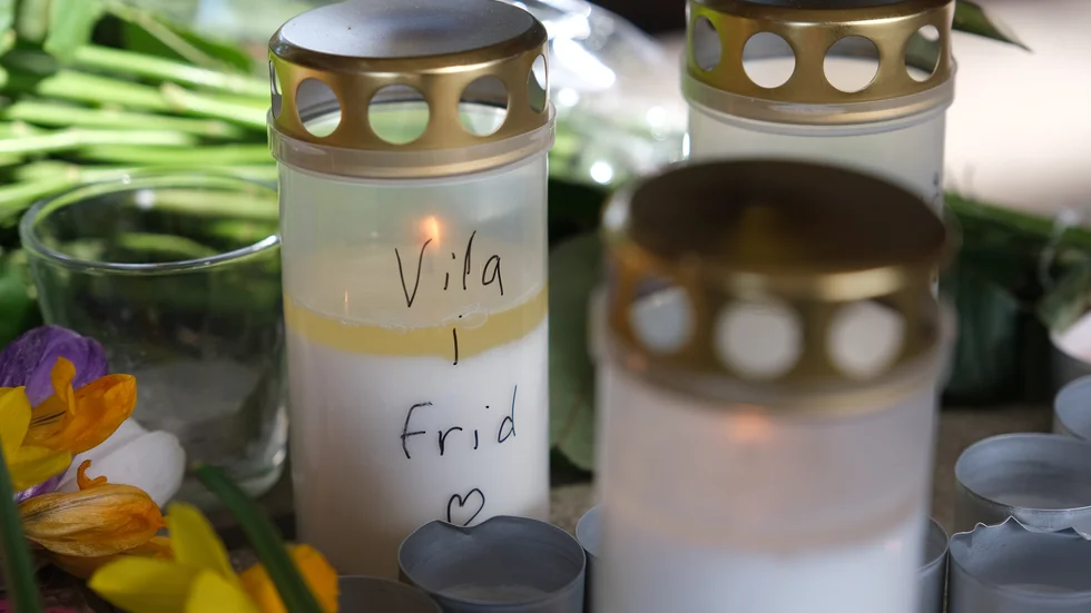 På förmiddagen den 15 april attackerades kvinnan på resecentrum i Linköping och mördades av mannen med flera knivhugg.