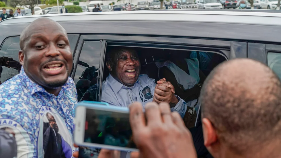 Elfenbenskustens tidigare president Laurent Gbagbo vid återkomst till hemlandet.