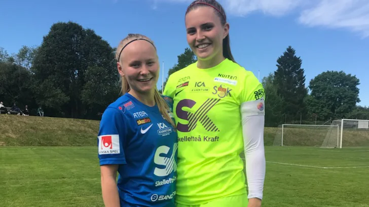 Ebba Grenholm målade för Sunnanå, medan Lisa Sjögren höll tätt bakåt.