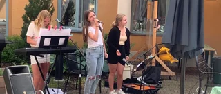 Musikpatrullen sprider sångglädje på äldreboenden