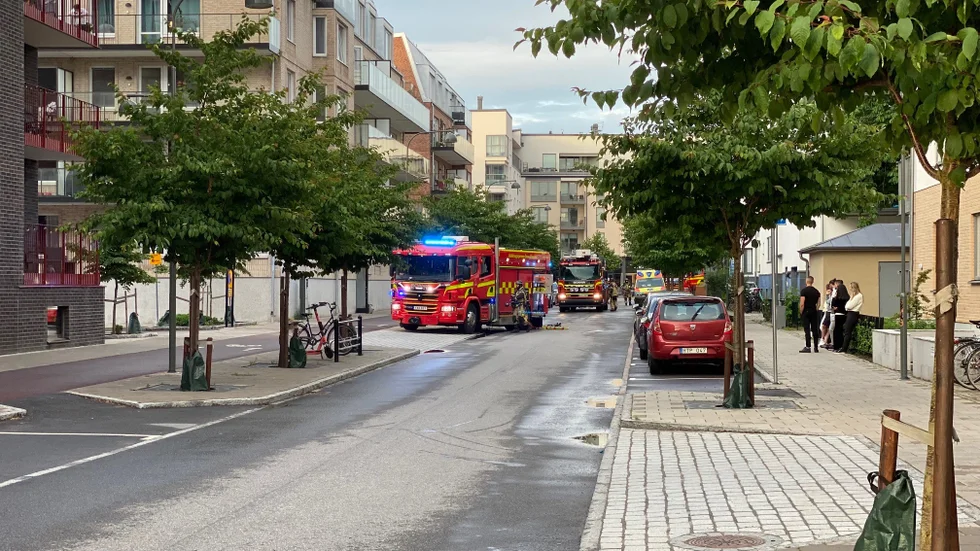 Räddningstjänsten genomsökte hela byggnaden i Vasastaden. 