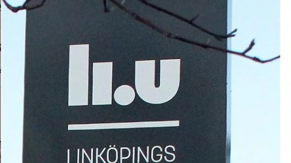 Linköpings universitet följer en nationell trend. Färre personer ansöker till programmen.