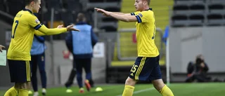 Fem byten tillåts på fotbolls-EM