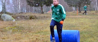 Inga hinder då Tun tränar i snöstorm