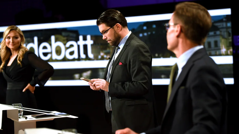 Om SD och Jimmie Åkesson vill slippa brunstämplas måste partiet göra upp med sina rötter. Förslagsvis via en vitbok.