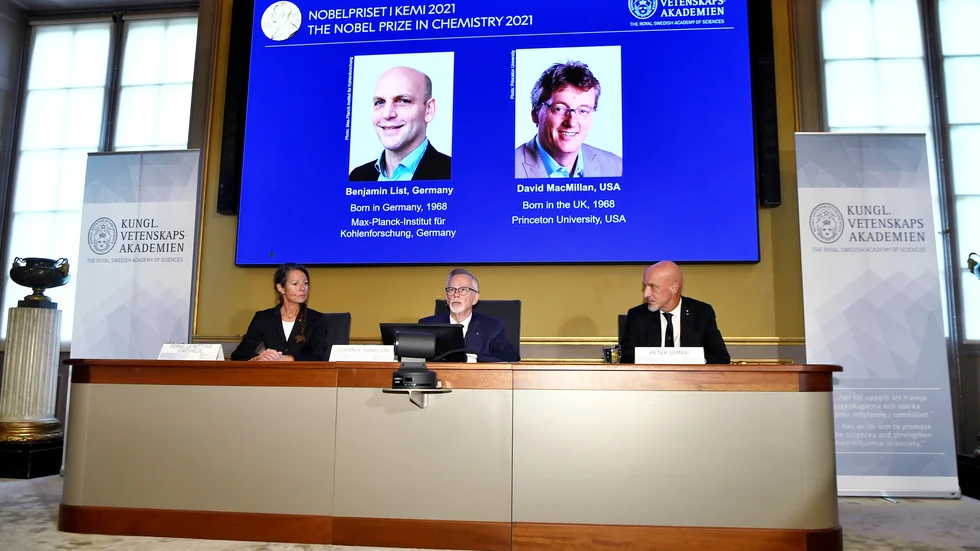 Nobelpriset i kemi går till Benjamin List och David MacMillian.