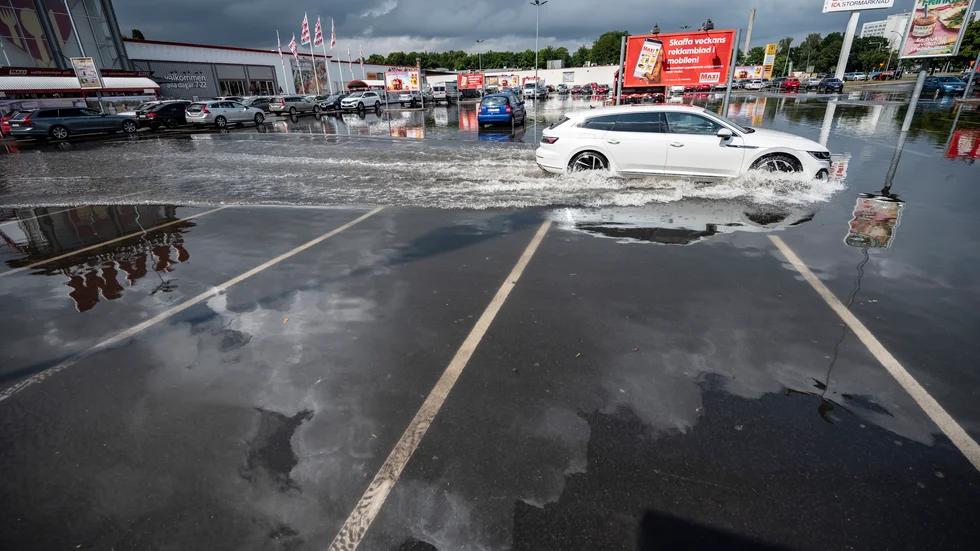 På onsdagen drabbades Kristianstad av översvämningar efter att stora regnmängder fallit i samband med ett kraftigt åskväder.