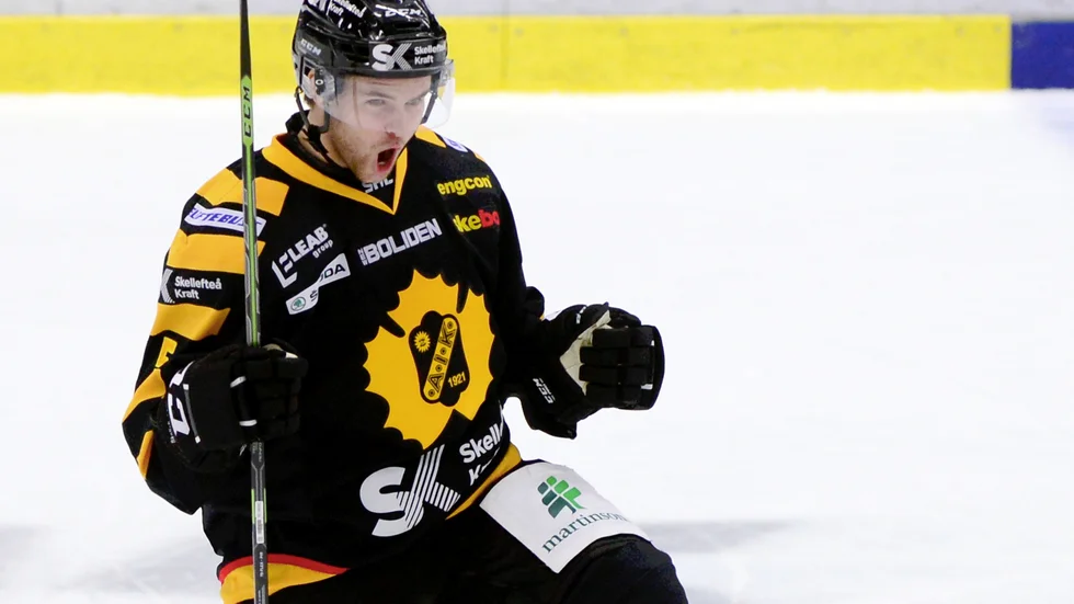 Den förra Skellefteå AIK-backen flyttar utomlands.