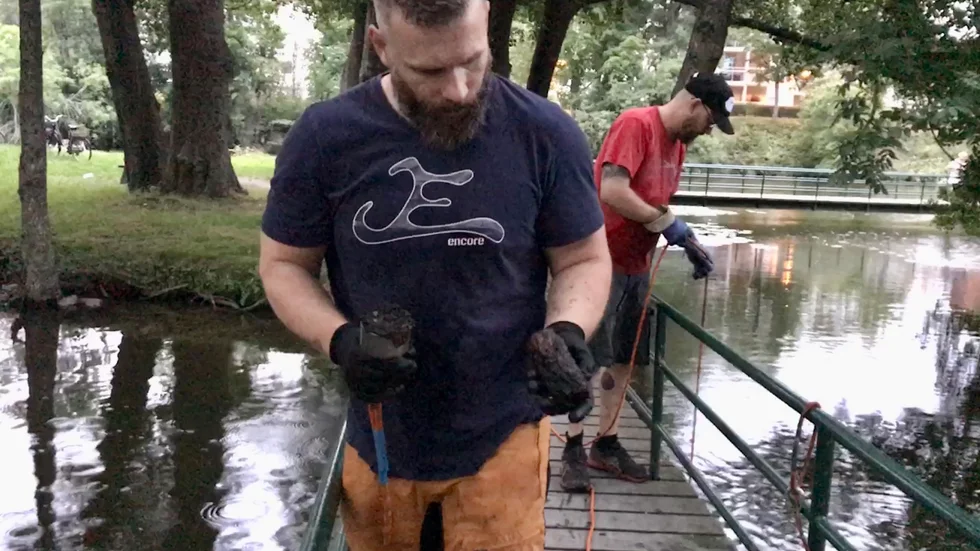 Andreas Olenius brinner för magnetfiske och vill nu ge andra möjligheten att prova på.