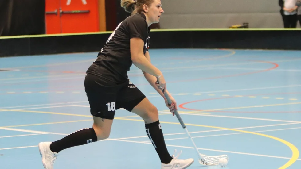 Med sina tre mål avgjorde Linda Englund FBC:s möte med Nykvarn och utsågs till matchens lirare efter femte raka segern.