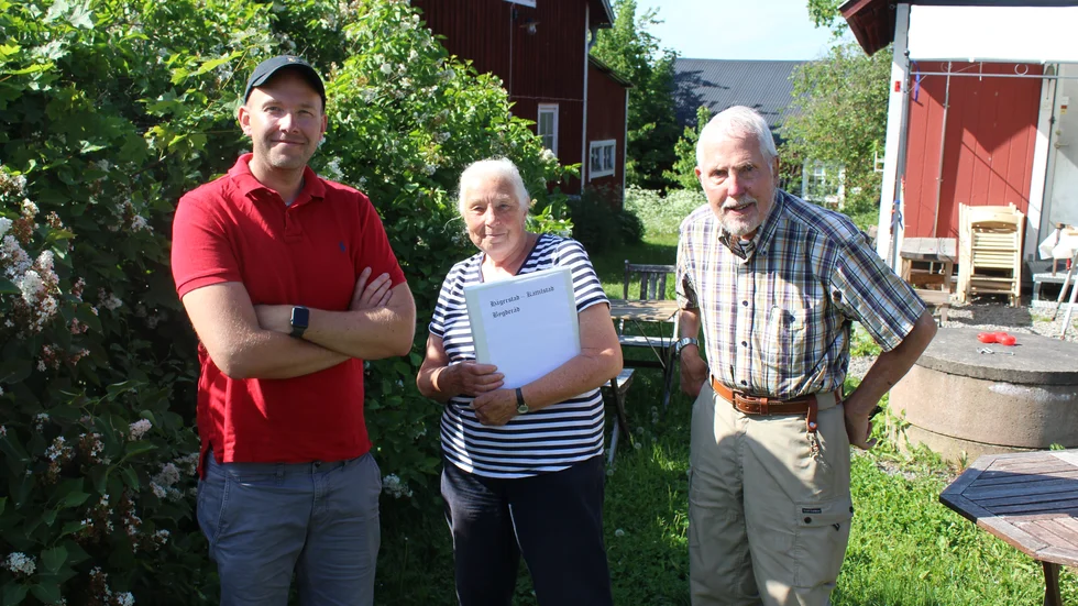 Hägerstad-Kättilstad bygderåd återuppstår. Emil Karlsson, Kerstin Naidu-Sjöswärd och Per Sjöswärd är tre av styrelsemedlemmarna.