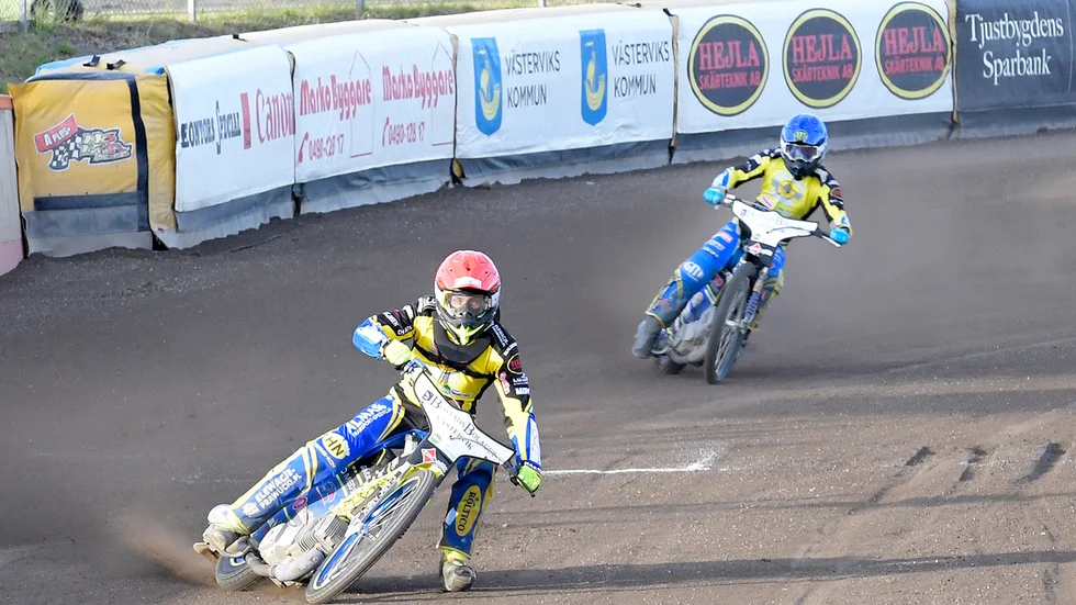 Västervik Speedways hemmamatch på tisdag är tidigarelagd en timme.