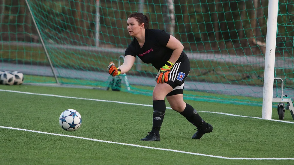 Sofia Söderberg är på väg att göra comeback efter sin knäskada. Däremot vilar Ida Ackelman ett ömmande knä och Maria Hagman är fortfarande skadad och spelar inte mot UIF.