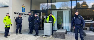 SOS-larmet efter mordet: "Min kompis är skjuten i ryggen"