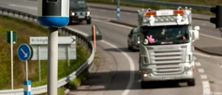 Åtalas för att ha kört för fort vid Mommehål