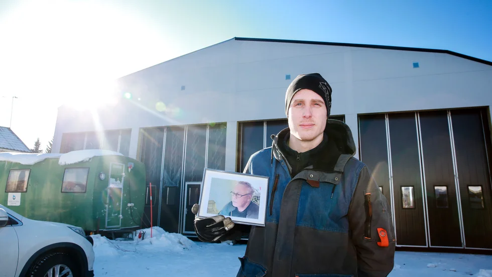 "Han var inte bara min pappa, utan också min vän och mentor", berättar 29-årige Samuel Stridsman som under de senaste åren har lagt ned tusentals arbetstimmar för att fullfölja sitt och faderns drömprojekt.