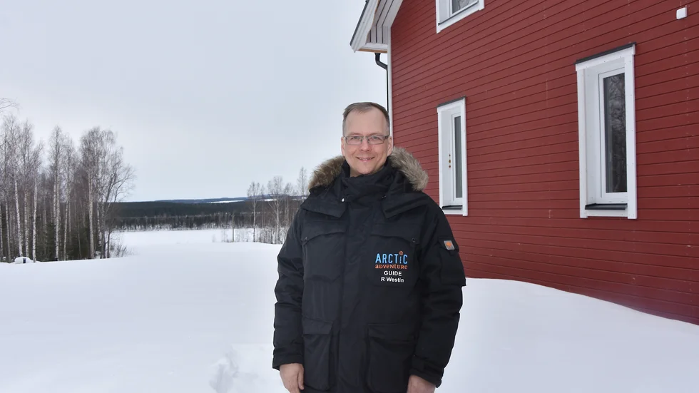 Robert Westin och hans fru har letat hus i haradstrakten och funnit det perfekta stället med tillgång till stranden vid Lule älv.