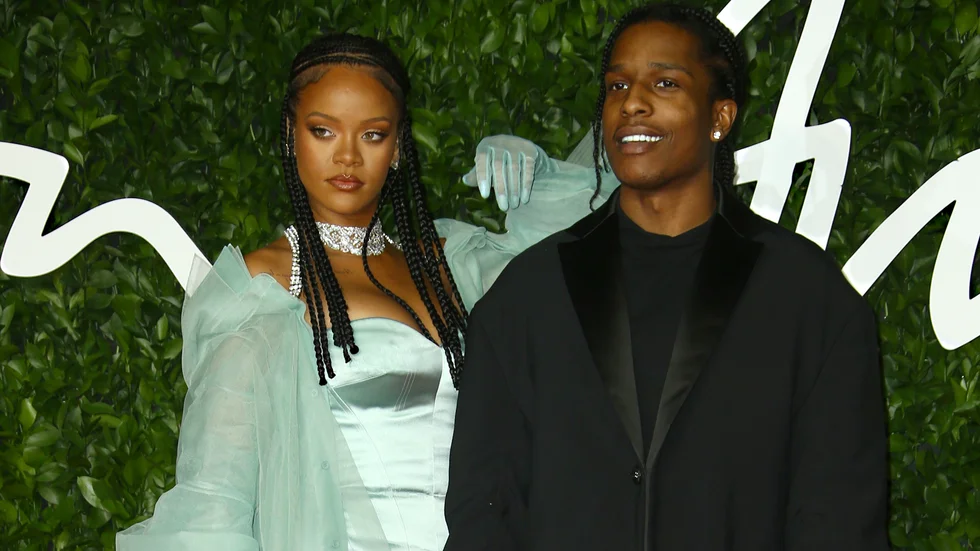 Rihanna och ASAP Rocky är ett par.