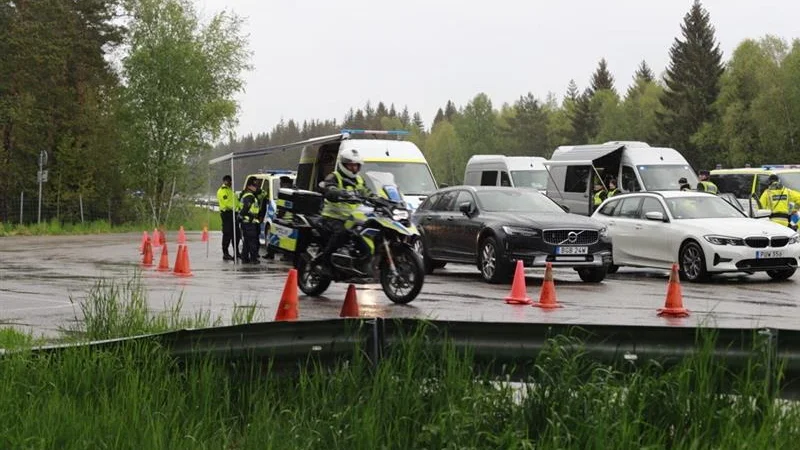 Ett stort antal fordon kontrollerades i den stora länsövergripande polisinsatsen i Nyköping på tisdagskvällen. "Vi letar efter all brottslighet längs vägarna."