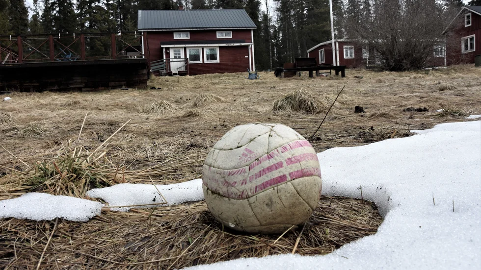 Länkebo var under många år en levande mötesplats för Länkarna och anläggningen hyrdes ibland ut till andra sällskap som exempelvis skolklasser. I dag har kommunens byggnader vid Länkebo lämnats åt sitt öde och förfallet har gått fort.