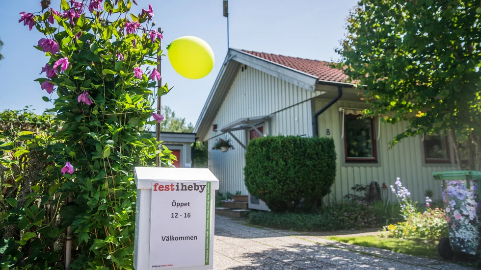 Senast Fest i Heby kunde hållas var 2019. Här Hellströms trädgård. 
