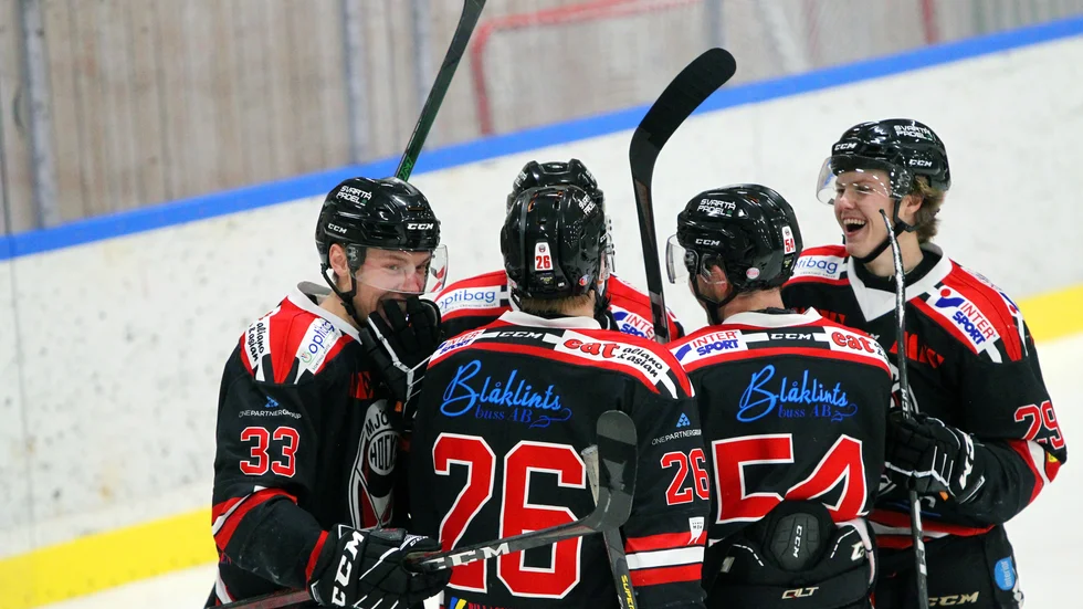 Mjölby hockey studsade tillbaka efter en tung förlust senast och besegrade Töreboda med 4-1.