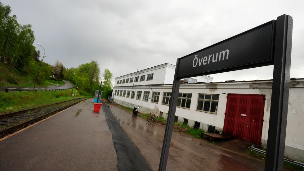 En man döms för att ha burit kniv i Överum i januari i år. Tingsrätten slår fast att han borde kollat fickorna innan han gick ut. 