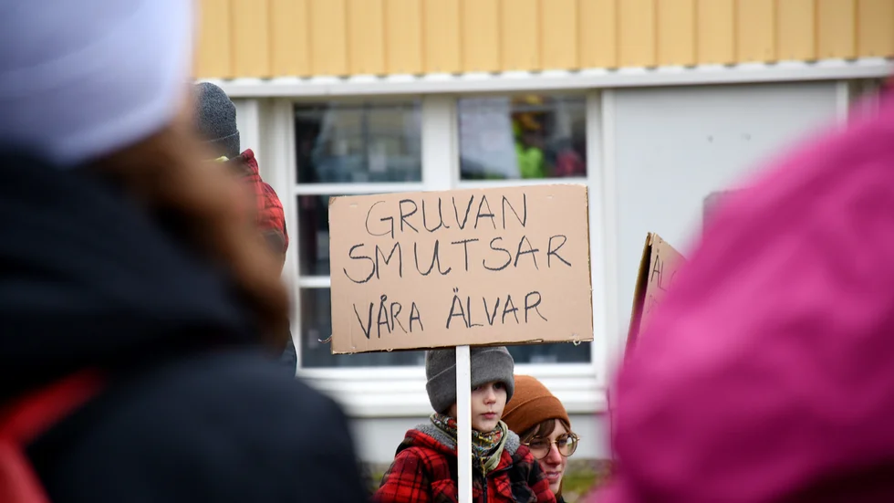 Demonstration i Vittangi. Mot Talgas gruva. Regeringen valde ett australiensiskt gruvbolags vinstinstressen framför Kiruna kommuns invånares intressen. (Arkivbild)