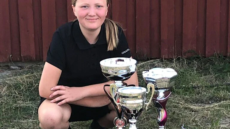 Skellefteåtravets Vilja Pettersson tog en kuskdubbel på Lyckseletravet.