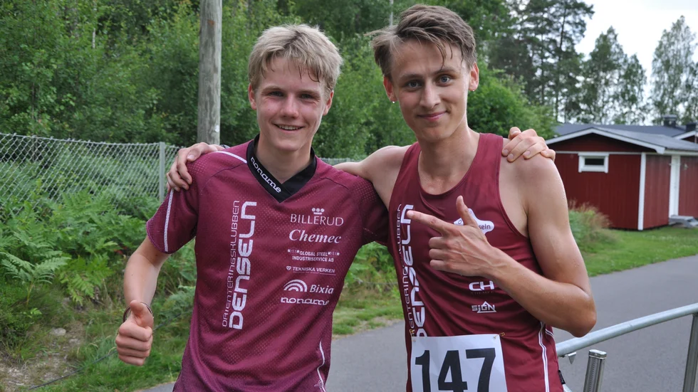 Elias Peterson och August Mollén var nöjda efter den fem och sista Grebyrundan.