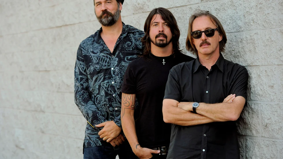 Nirvana-medlemmarna Krist Novoselic och Dave Grohl tillsammans med producenten Butch Vig vid 20-årsjubileet av albumet "Nevermind" 2011.