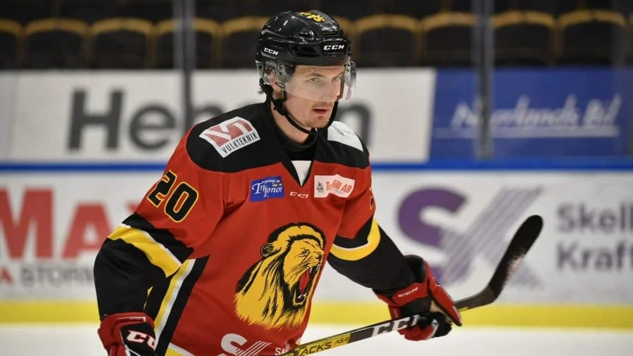 Daniel Skoglund lämnar SK Lejon för Köping i hockeyettan.