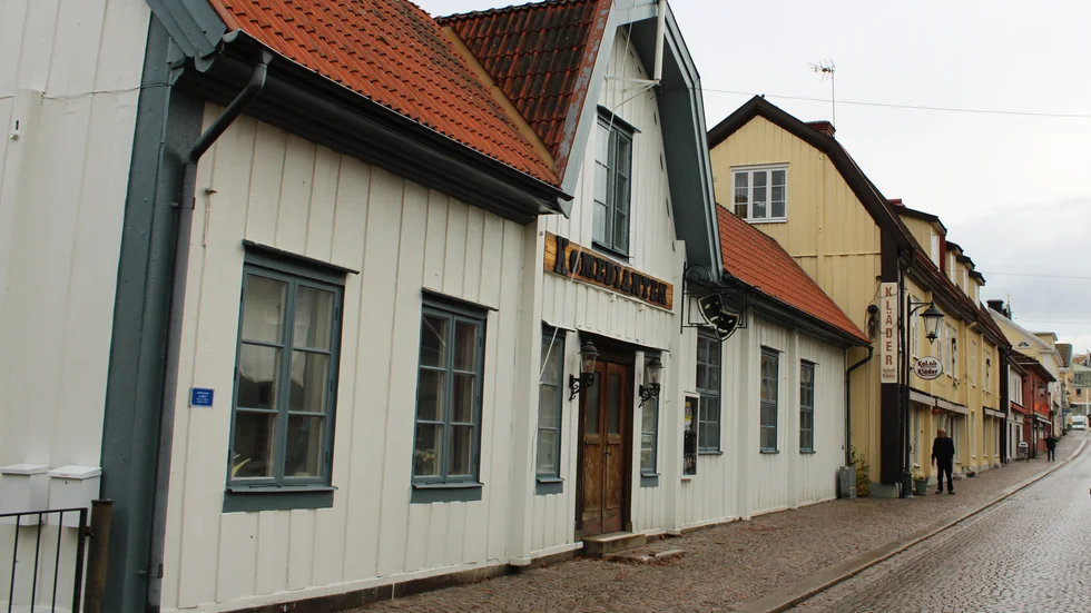 Det blir ingen "Panik på klinik" på Komedianten i höst. Tetaterföreningen tvingades kasta in hannduken efter att ha stött på en rad olika hinder.

