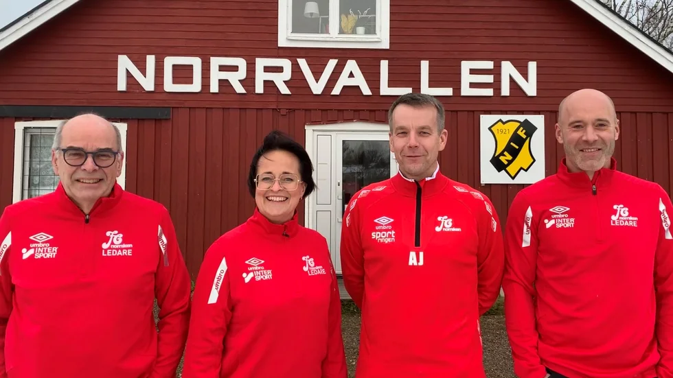 Stark kvartett i FC Norrsken: Kurt Berglund (ordförande), Susanne Sjölund (vice ordförande), Anders Juntti (damtränare) och Anders Sandlund (herrtränare).