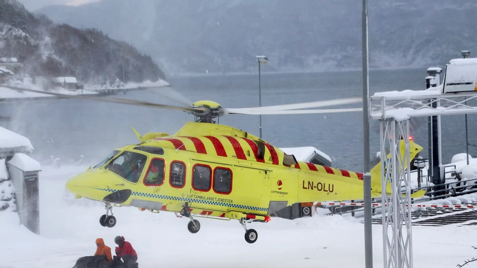 Ambulanshelikoptrar och lavinhundar har hjälpt till efter flera laviner i Norge. Men ingen är saknad. Arkivbild.