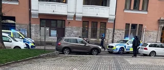 Polisen sökte efter person – efter bråk inne i stan
