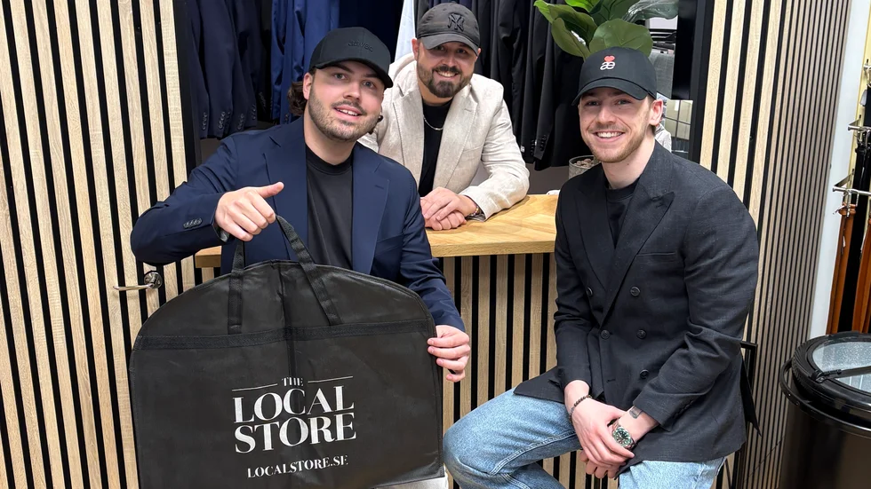 Jakob Nordlund, Alexander Nordlund, Jonathan Vesterlund på The Local Store i Skellefteå. " Alla som jobbar här har koll på kostymer", säger Alexander. 