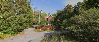 108 kvadratmeter stor äldre villa i Knivsta såld för 6 000 000 kronor