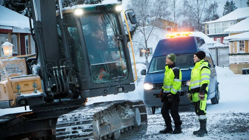 Vid 15-tiden på torsdagen var reparationsarbetet på Kurirvägen färdigt.