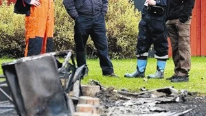 Tobias Gunnarsson från G:sons åkeri var med om att rädda 17 bilar från brandens hetta. Två av företagets bilar blev dock förstörda i branden.                                                                                                                                              FOTO: JANNE FORSBY