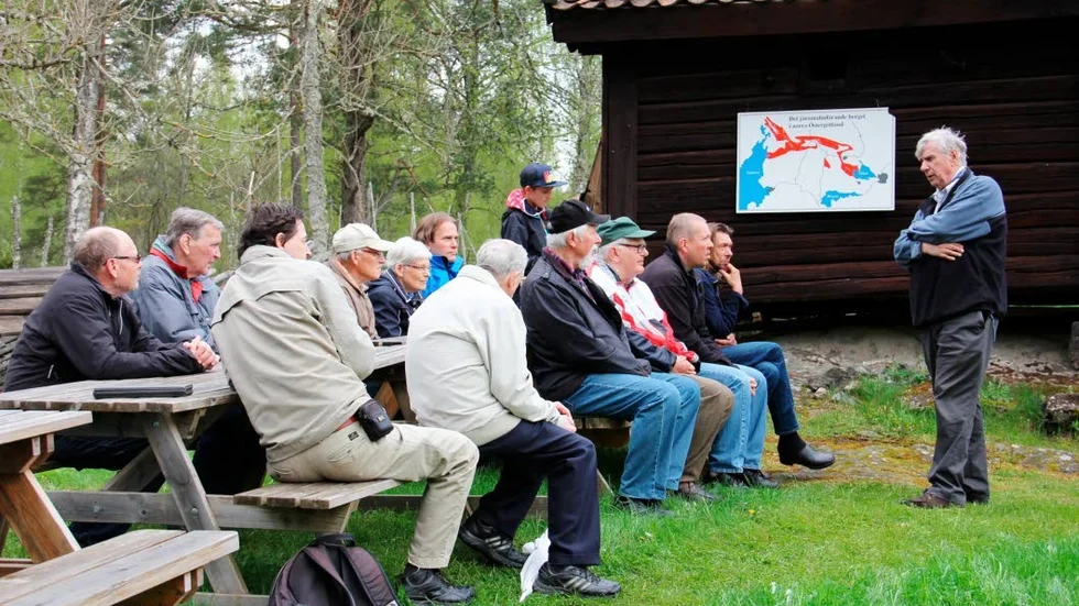 Berättade. Gruvstugans nestor Jan-Eric Karlström bjöd besökarna på ett knippe spektakulära berättelser hämtade ur det äldre bergsbrukets historia.