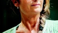 Suzanne Reuter har en av huvudrollerna i den svarta komedin "Geten" som får Sverigepremiär på Vasateatern den 22 september. 
Foto: Henrik Montgomery/Pressens Bild