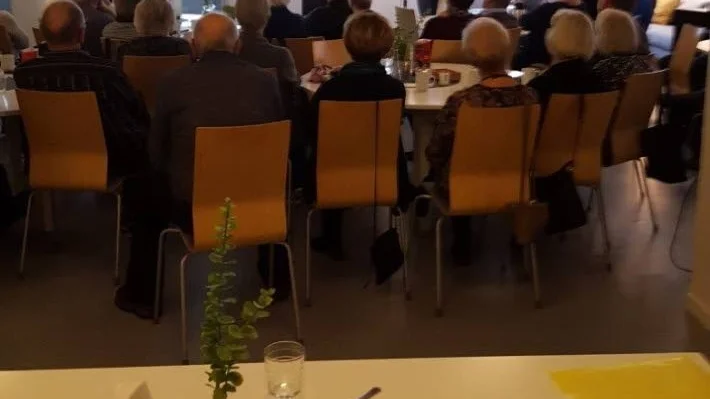 Johan Westerlund berättar och visar bilder.