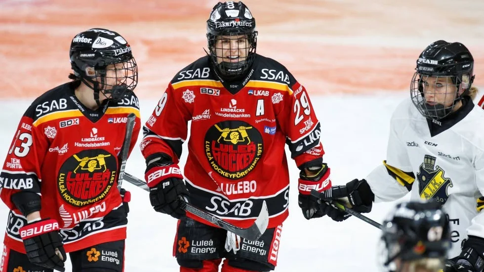 Emma Nordin (bilden) och Johanna Fällman blir detltidsanställda för Luleå Hockey för att arbeta med det så kallade SANT-projektet.