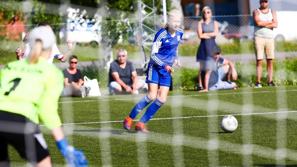 Sju lag från Piteå deltar i Gothia Cup.