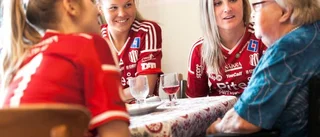 Lagkamrat stöttas tre år framåt